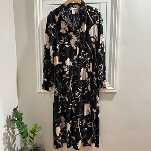 H&M Black & Light Pink Floral Dress - Size Medium